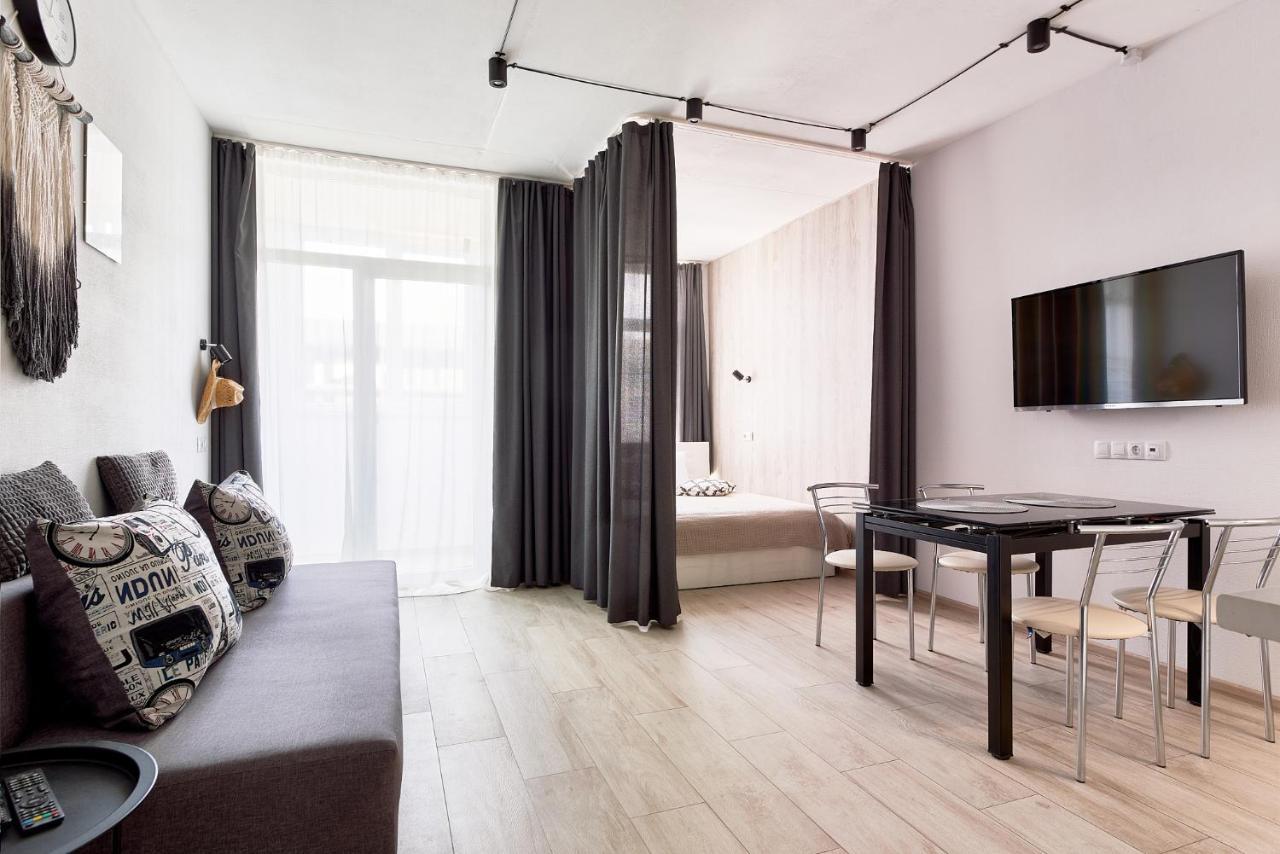 стильні із казковим краєвидом та світлом Apartment