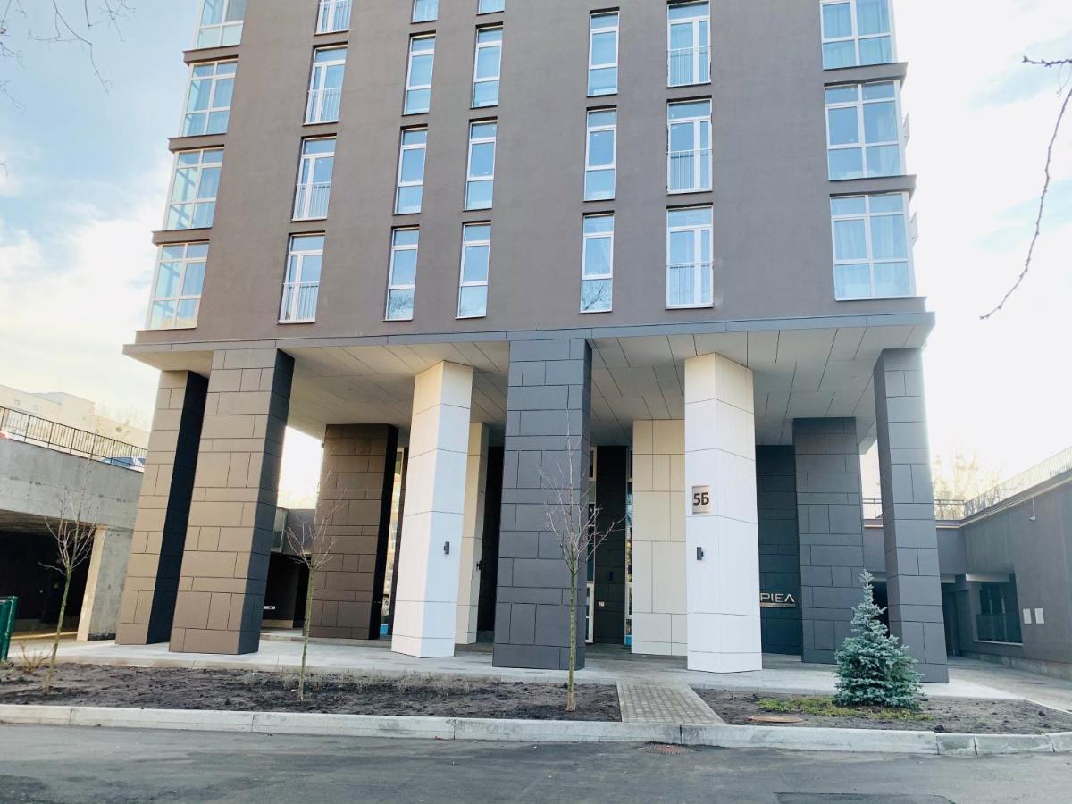 стильні із казковим краєвидом та світлом Apartment